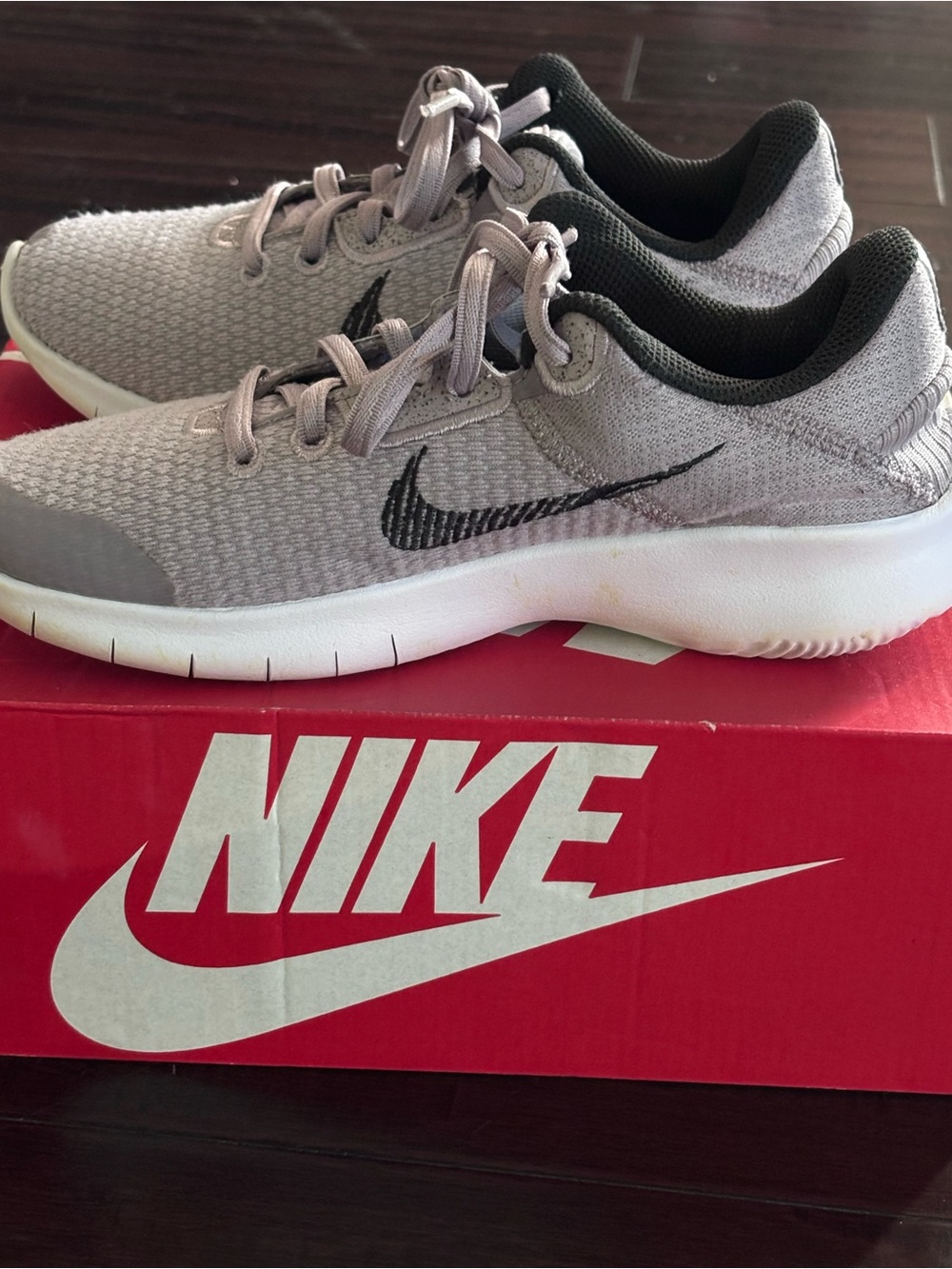 Nike Women’s Gray and Black Lightweight Sneakers